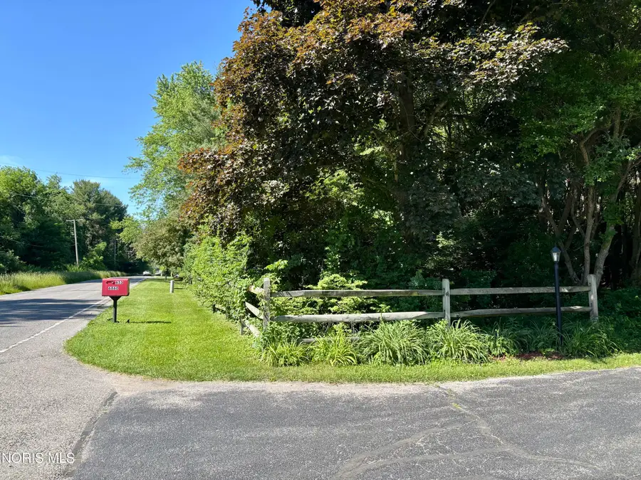 653 S Main Street, Swanton, OH 43558 - #3