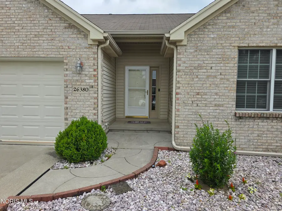 26380 Whitewater Drive, Perrysburg, OH 43551 - #2