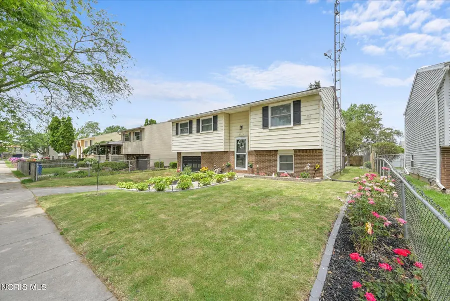 1951 Grimes Golden Drive, Toledo, OH 43611 - #3