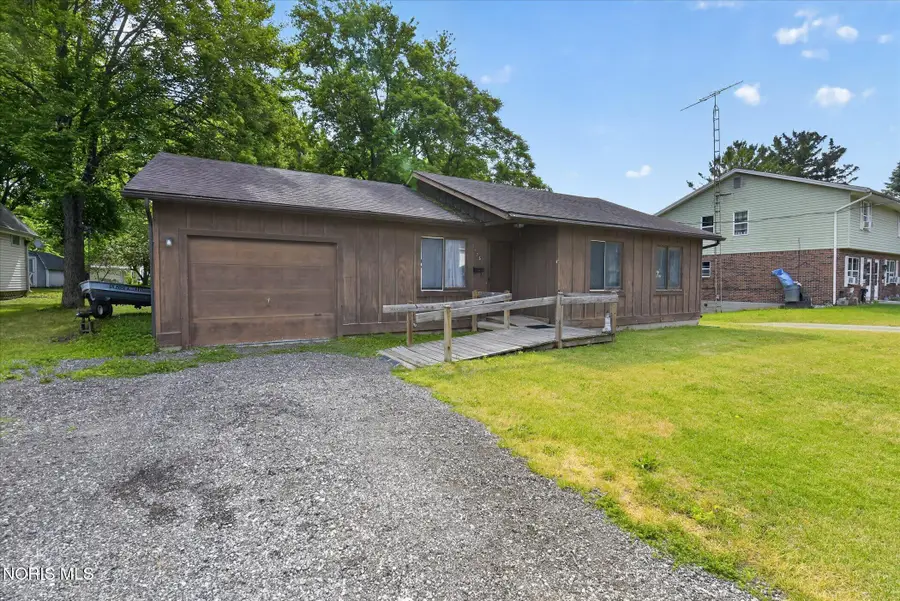 125 Harrison Avenue, Swanton, OH 43558 - #2
