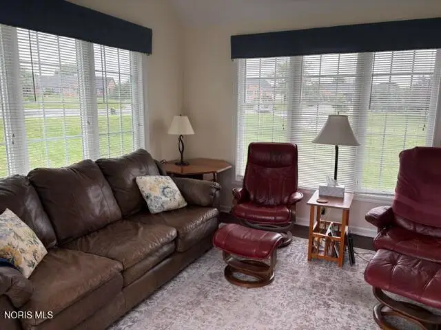 2120 Bluestone Drive, Findlay, OH 45840 - #3