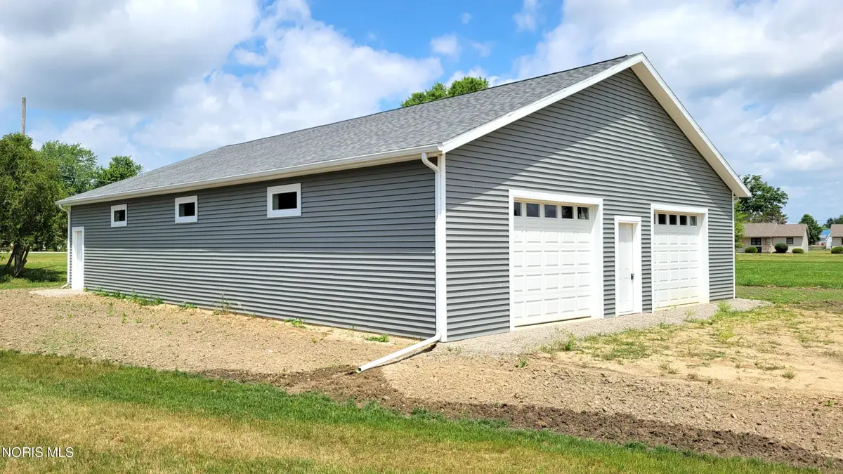 408 N Park Lane, Pioneer, OH 43554 - #1