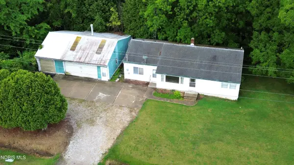 6586 State Route 15, Defiance, OH 43512