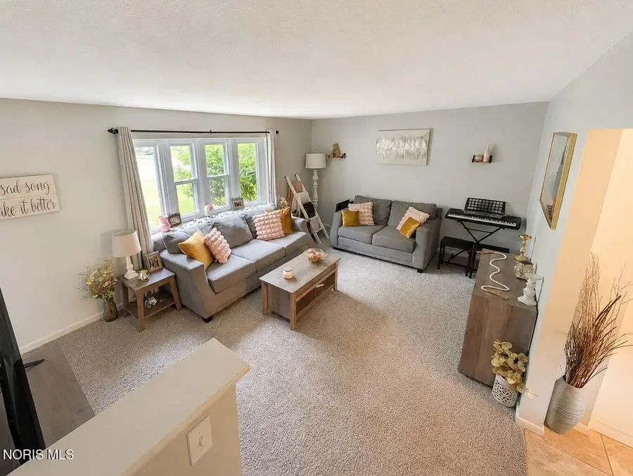 5041 Oldham Drive, Toledo, OH 43613 - #3