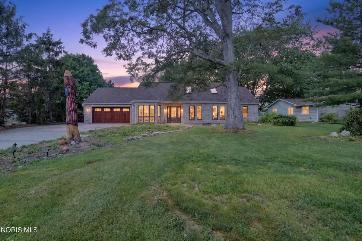 207 Lakeview Drive, Bryan, OH 43506 - #1