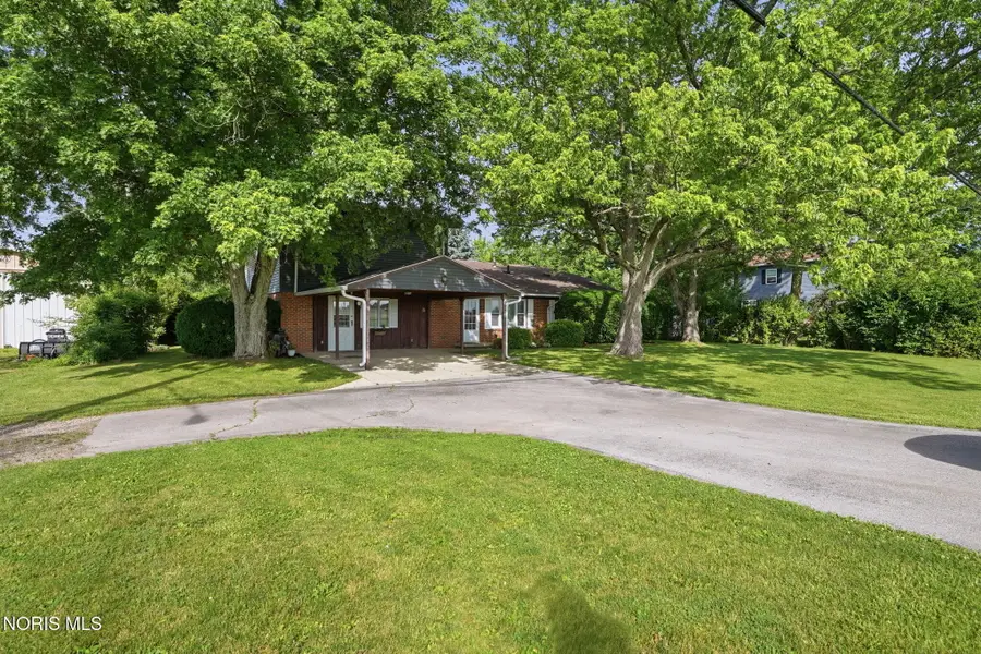 1171 Columbus Avenue, Fostoria, OH 44830 - #3