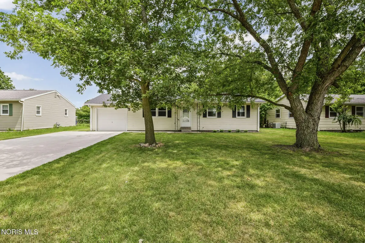 204 Wabash Avenue, North Baltimore, OH 45872 - #1