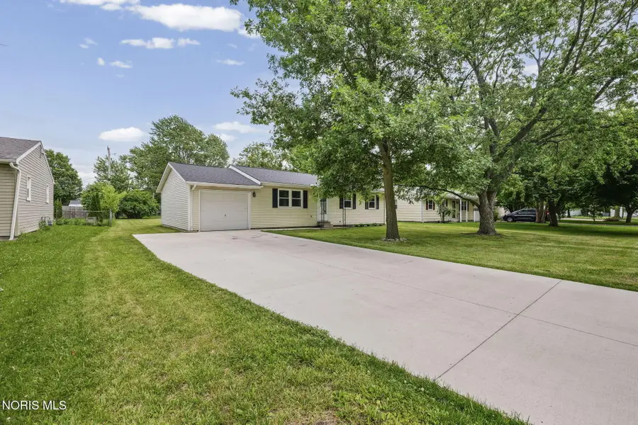 204 Wabash Avenue, North Baltimore, OH 45872 - #2