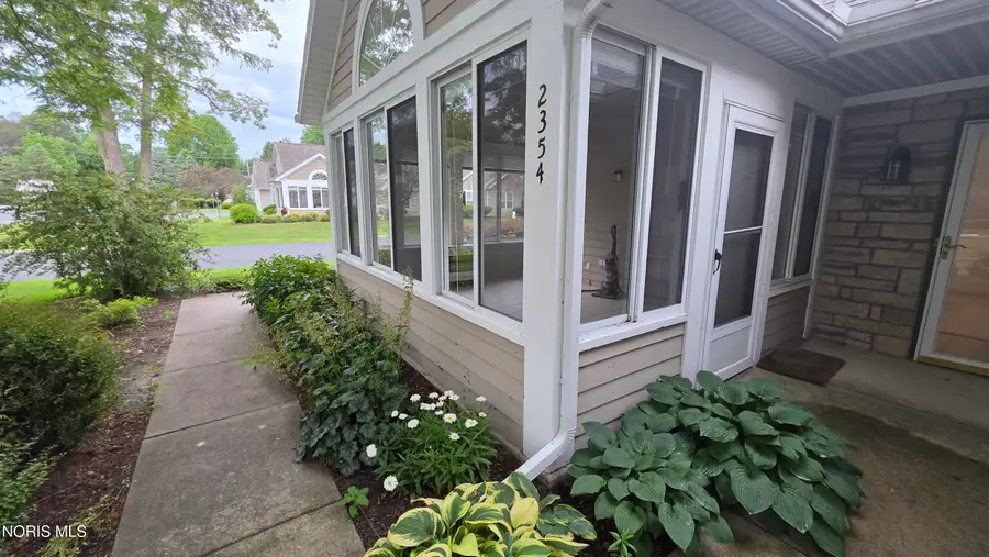 2354 Whispering Pines Drive, Toledo, OH 43617 - #3