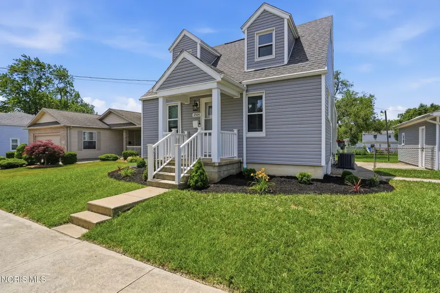 2504 Beecher Street, Findlay, OH 45840 - #3