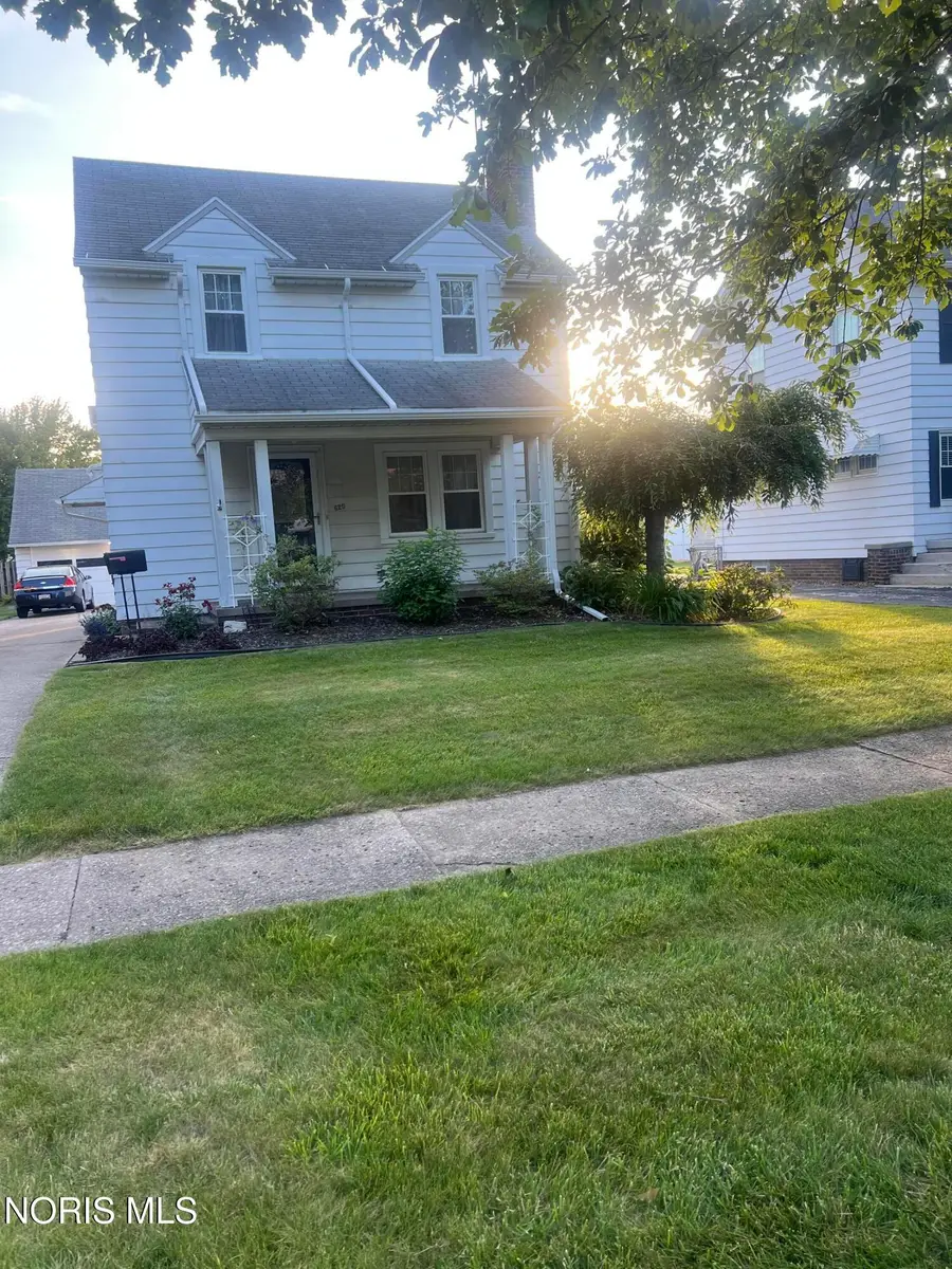 620 Grasser Street, Oregon, OH 43616 - #2