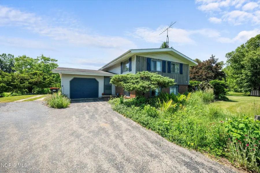 1536 Berkey Road, Swanton, OH 43558 - #2