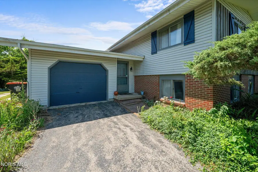 1536 Berkey Road, Swanton, OH 43558 - #3