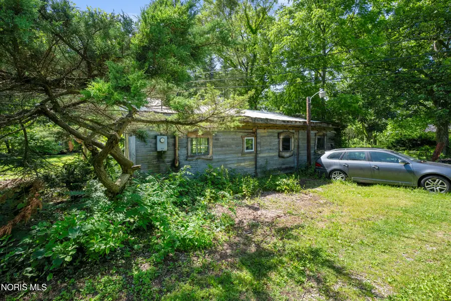 1464 Berkey Road, Swanton, OH 43558 - #3