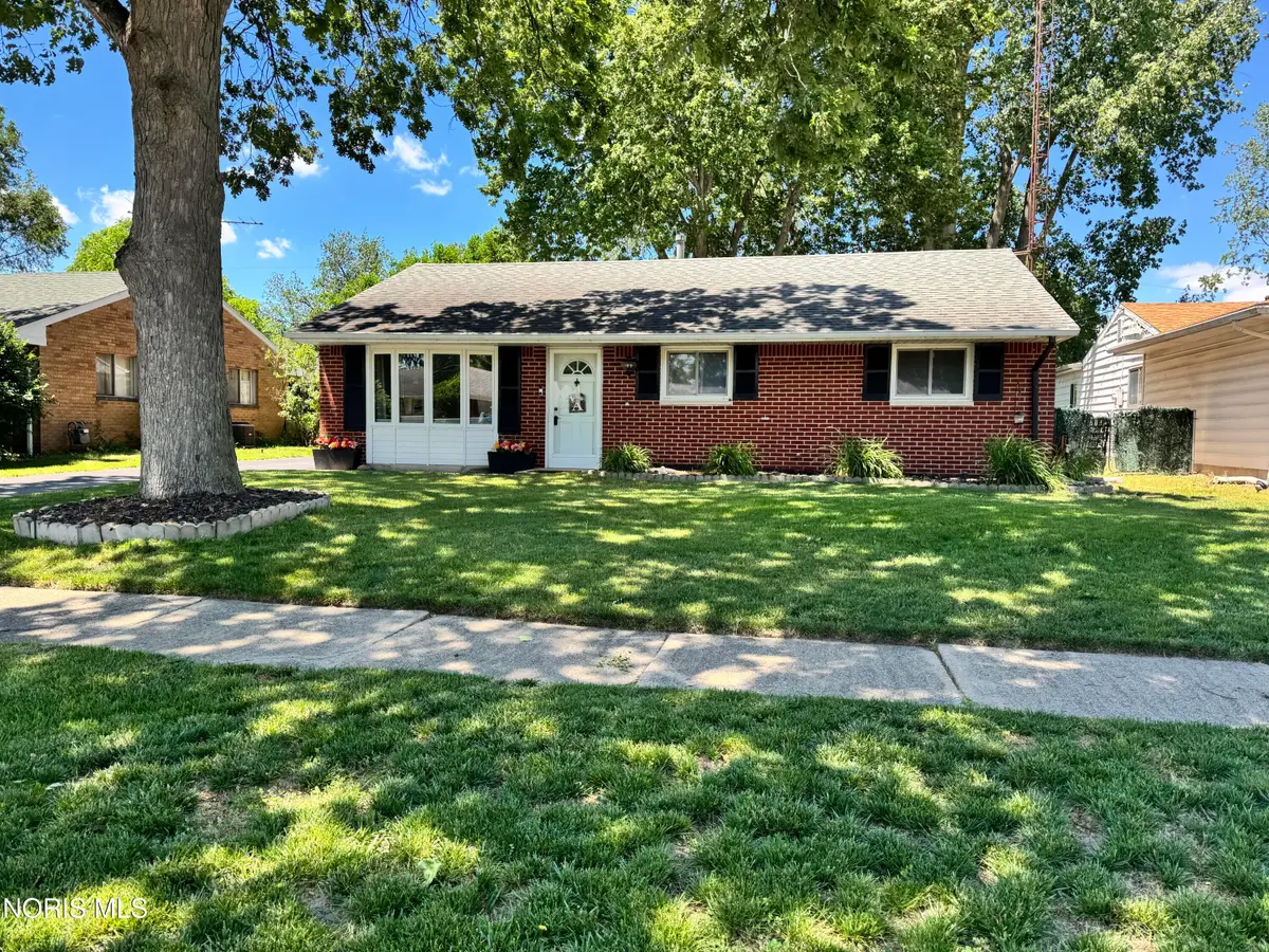410 Danesmoor Road, Holland, OH 43528 - #1