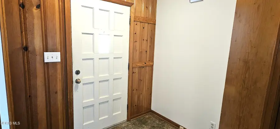 544 Clarion Avenue, Holland, OH 43528 - #2