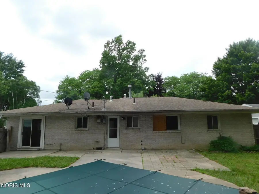 109 S Munson Road, Swanton, OH 43558 - #3