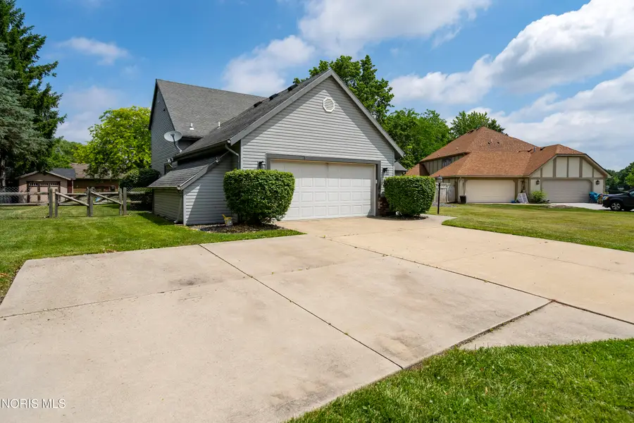 7030 Hollywyck Road, Maumee, OH 43537 - #3