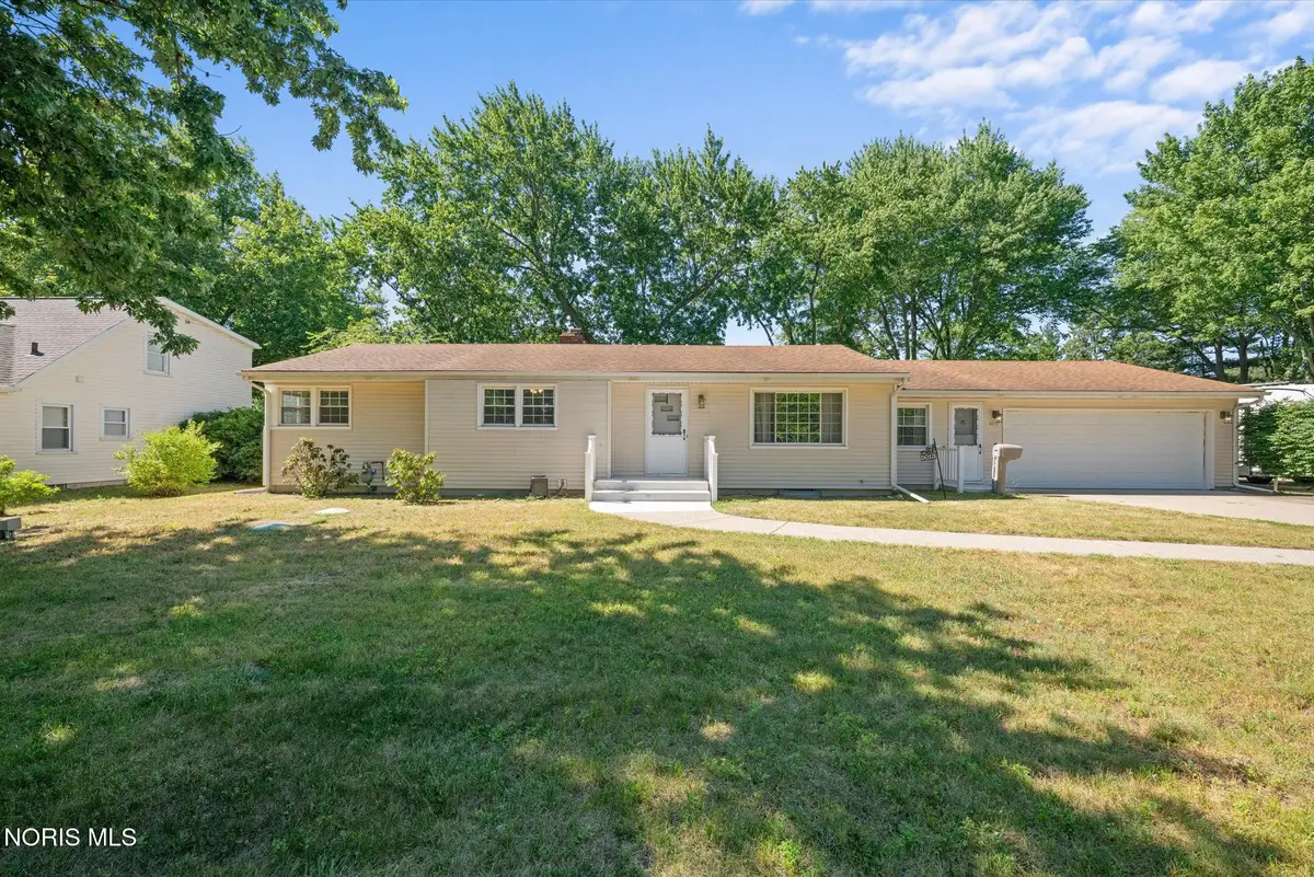 5013 Maryhill Road, Sylvania, OH 43560 - #1