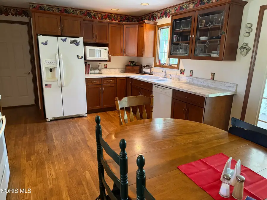 827 Inverness Drive, Defiance, OH 43512 - #3