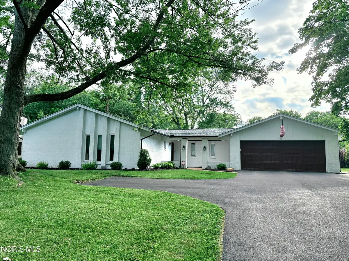 2222 Whitechapel Drive, Toledo, OH 43614 - #1