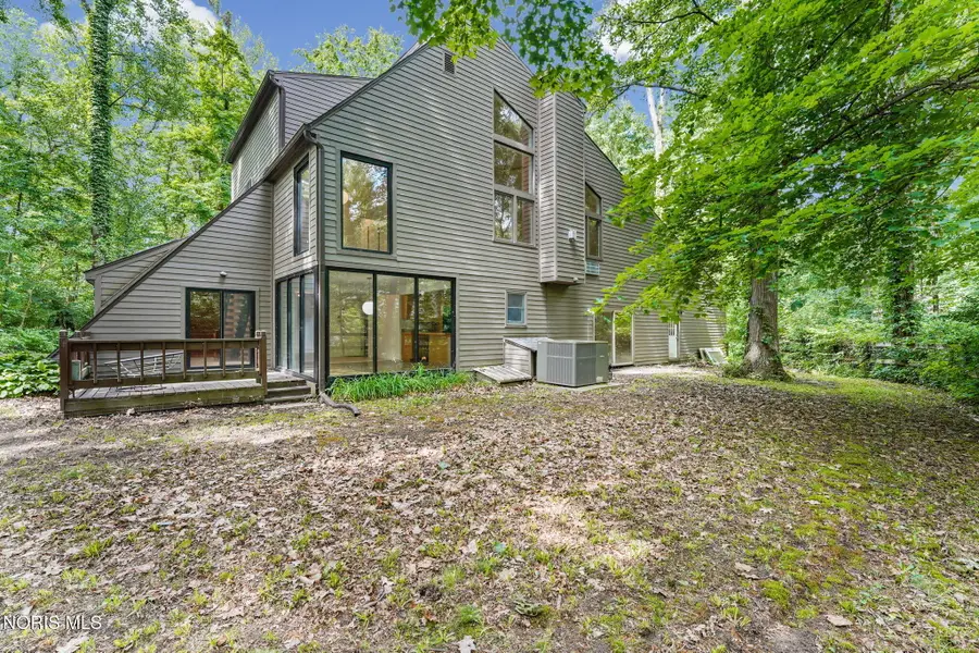 33 Indian Creek Drive, Rudolph, OH 43462 - #2