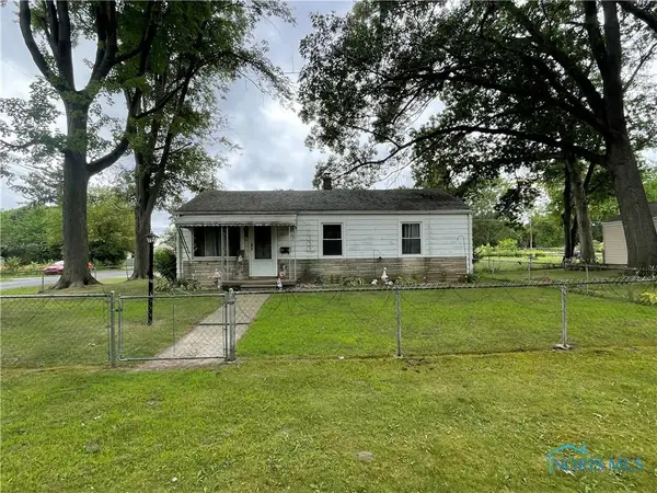 5203 Adella Street, Toledo, OH 43613