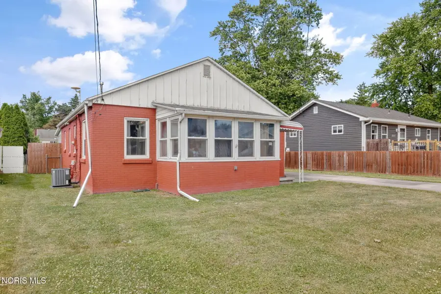 2241 Rood Street, Toledo, OH 43613 - #3