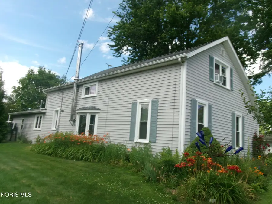 111 Carlings Avenue, Ottawa, OH 45875 - #2