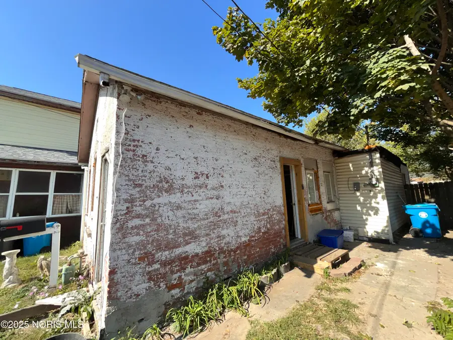 1431 N Michigan Street, Toledo, OH 43604 - #2