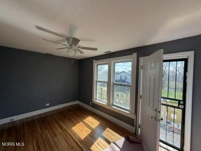 1554 Indiana Avenue, Toledo, OH 43607 - #3
