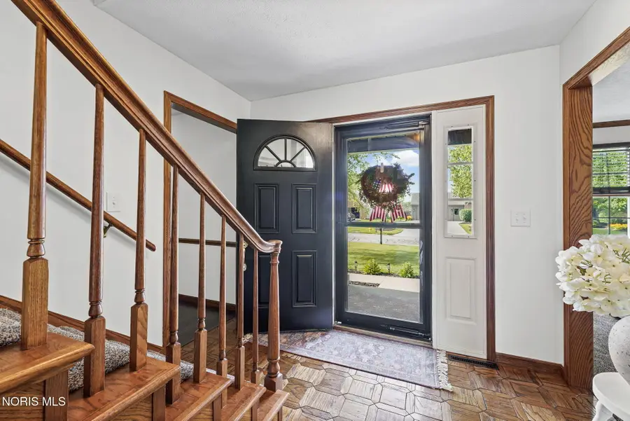 415 W Jamestown Avenue, Tiffin, OH 44883 - #3