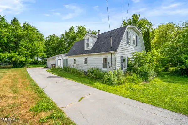 13110 Bishop Road, Bowling Green, OH 43402