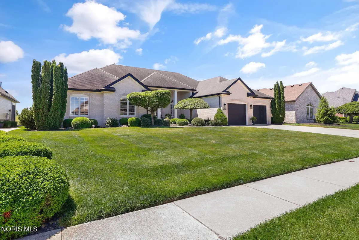 7665 Tournament Drive, Waterville, OH 43566 - #1