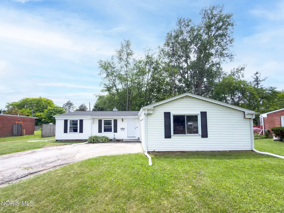 5837 Granville Drive, Sylvania, OH 43560 - #1