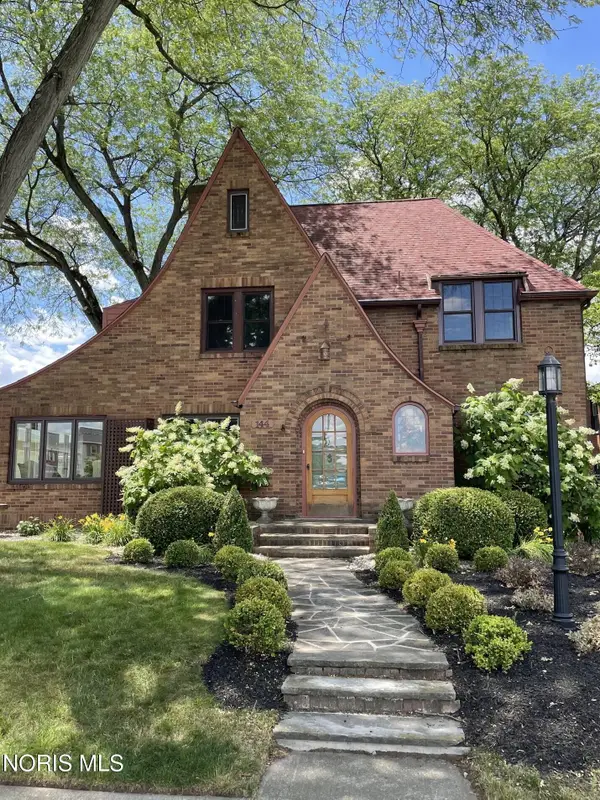 144 S Church Street, Bowling Green, OH 43402
