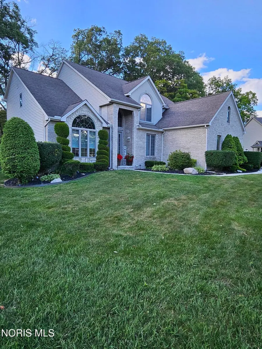 2367 Willow Pond Boulevard, Sylvania, OH 43560 - #2