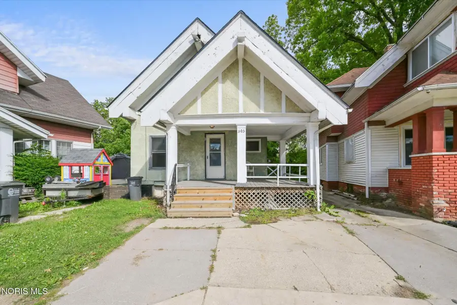 303 Hillwood Drive, Toledo, OH 43608 - #3