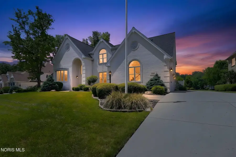 602 Laguna Point, Holland, OH 43528 - #2