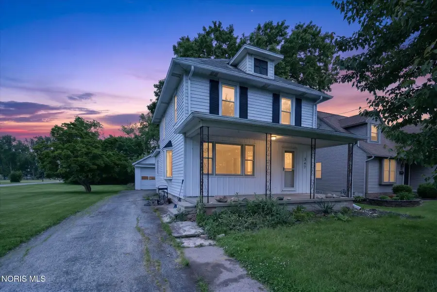 347 E Water Street, Oak Harbor, OH 43449 - #2