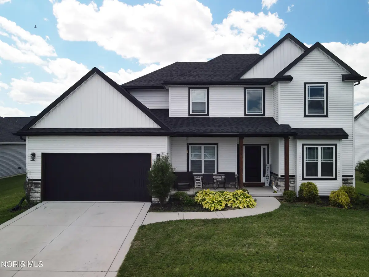 176 Avilyn Lane, Oregon, OH 43616 - #1