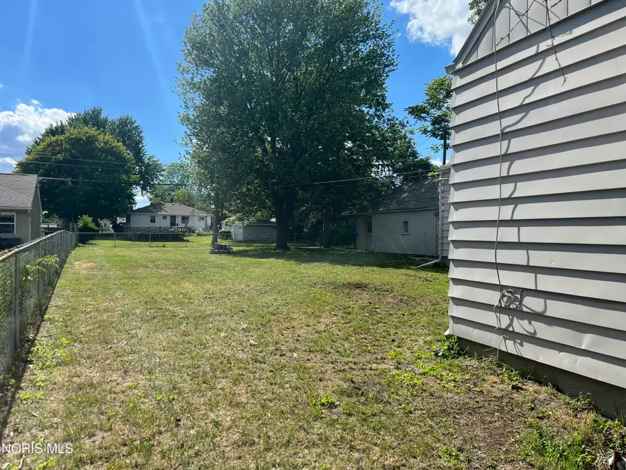 5841 Pickard Drive, Toledo, OH 43613 - #3