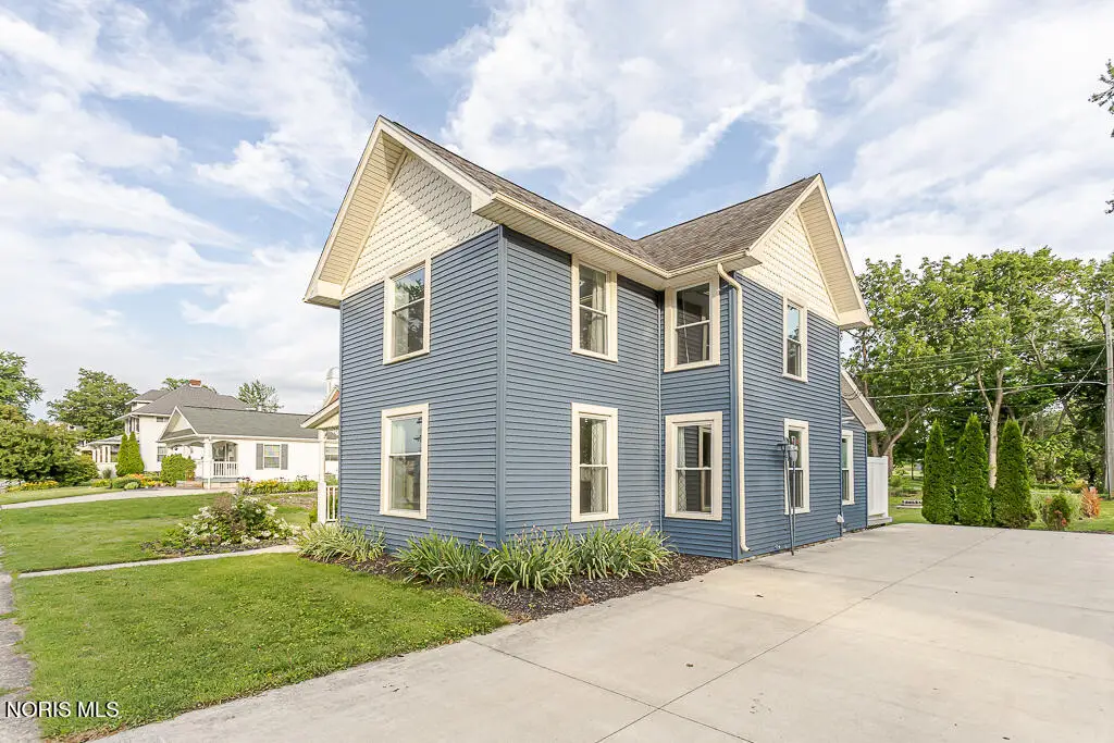 24269 W Second Street, Grand Rapids, OH 43522 - #1