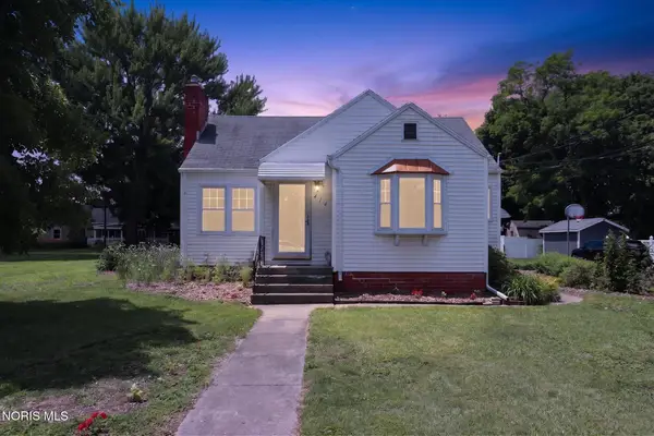 414 Findlay Street, Perrysburg, OH 43551