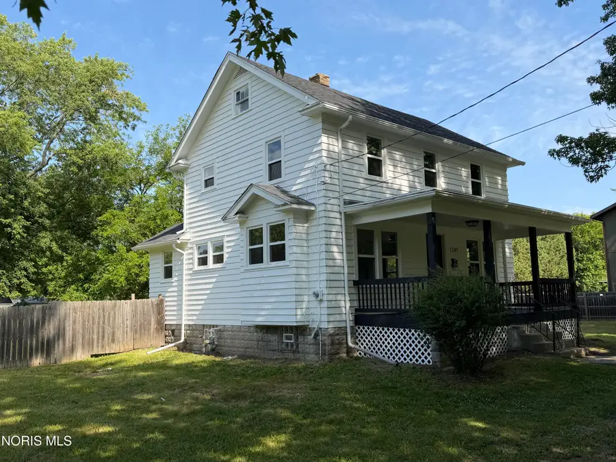 1207 Vanderbilt Road, Toledo, OH 43615 - #3