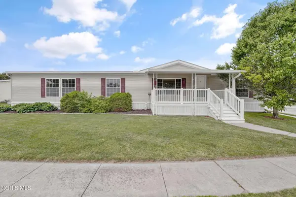 715 S Holland Sylvania Road #Lot 52, Toledo, OH 43615