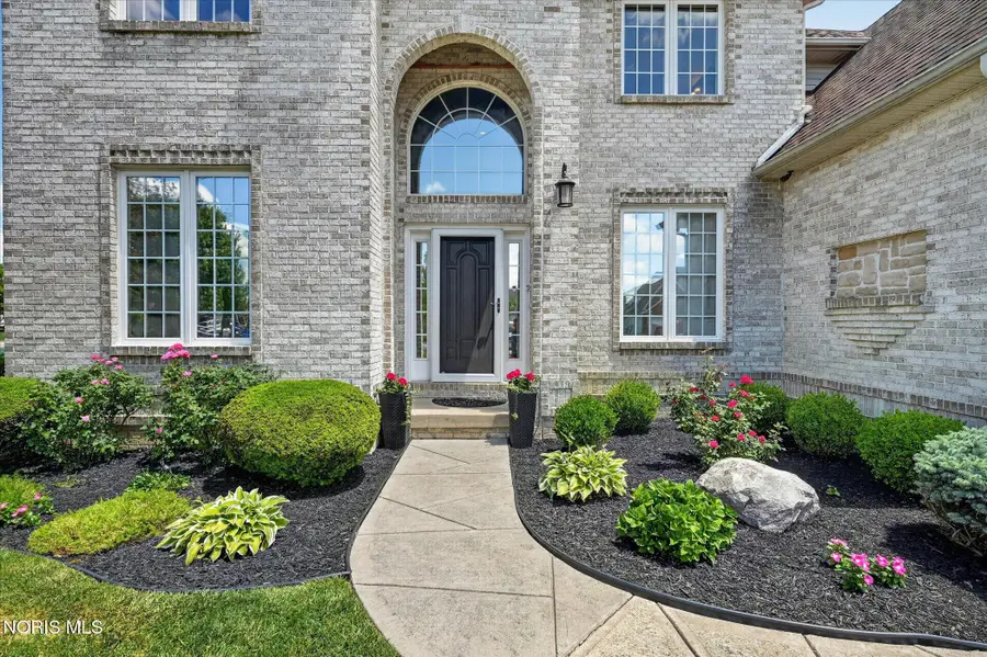 5612 Clear Crk Court, Sylvania, OH 43560 - #3