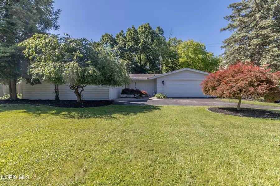 3507 Queenswood Boulevard, Toledo, OH 43606 - #2