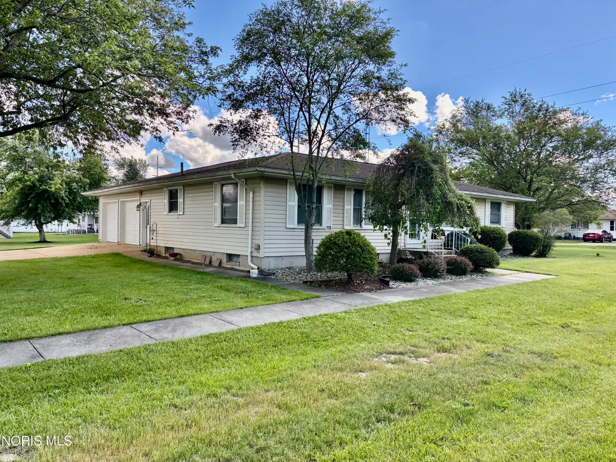 202 Cincinnati Street, Blakeslee, OH 43505 - #1