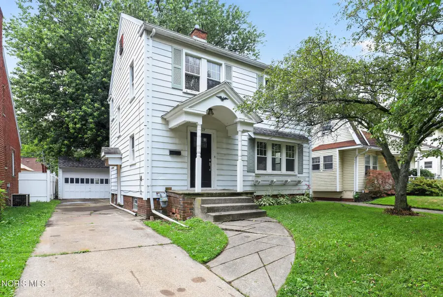 2227 Portsmouth Avenue, Toledo, OH 43613 - #2